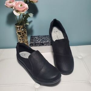 CLARKS CLOUDSTEPPERS SLIP ON LOAFER NWOT SILLIAN PAZ BLACK WOMEN'S SIZE 7 1/2